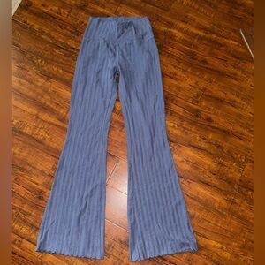 Aerie Ribbed Flared Pants - Size Medium, Comfortable & Stylish